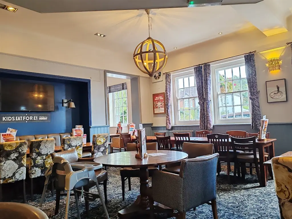 New Clock Inn_Bishopstoke_slider_image_3