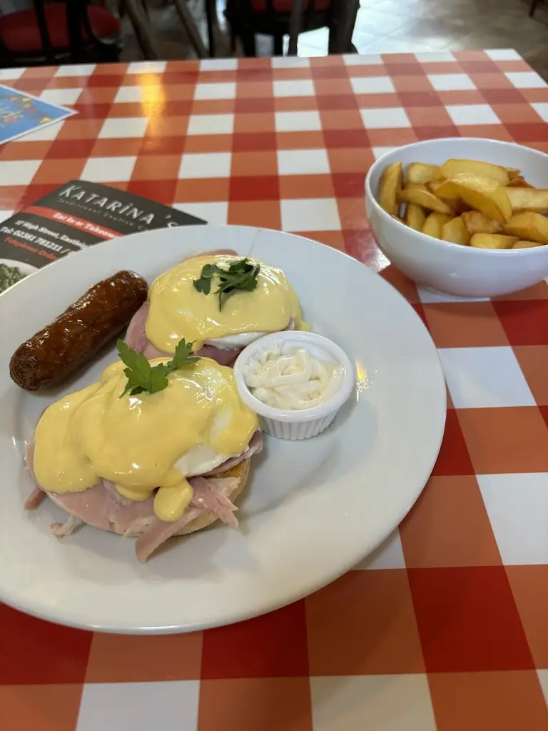 Yale Turner_Katarina's Day and Night_Bishopstoke_review