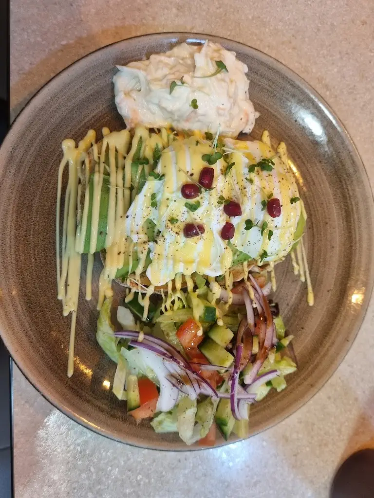 Pogal Anders_Cosy Cafe_Bishopstoke_review