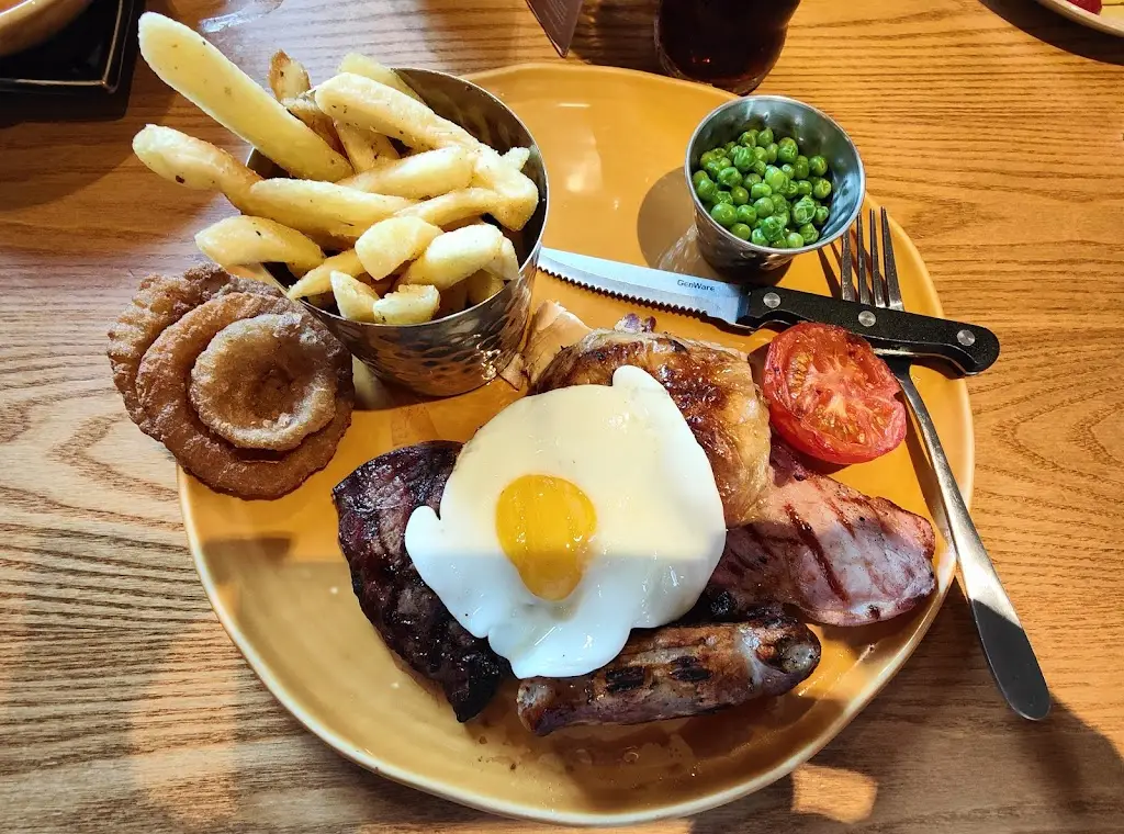 Menu_Harvester Ham Farm Eastleigh_Bishopstoke_image_8