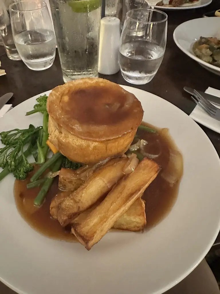 Moldy Fig at the Concorde_Bishopstoke_slider_image_3