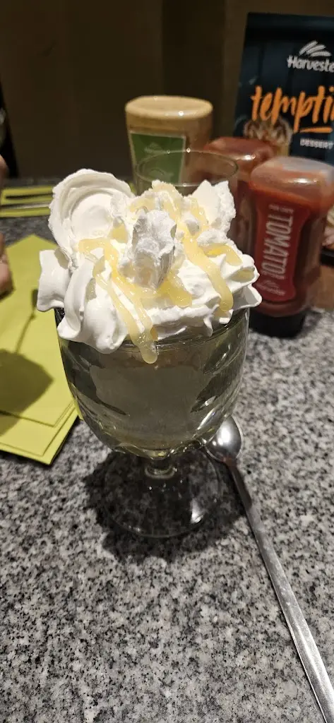 Kaci Challis_Harvester Swan Centre Eastleigh_Bishopstoke_review