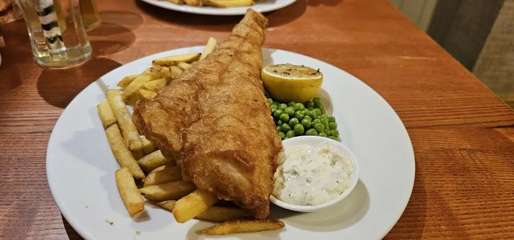 Hannah Wild_The Gateway Table Table_Bishopstoke_review