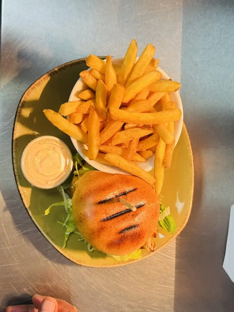 Joshi Ignitius_Roosters Piri Piri - Eastleigh_Bishopstoke_review