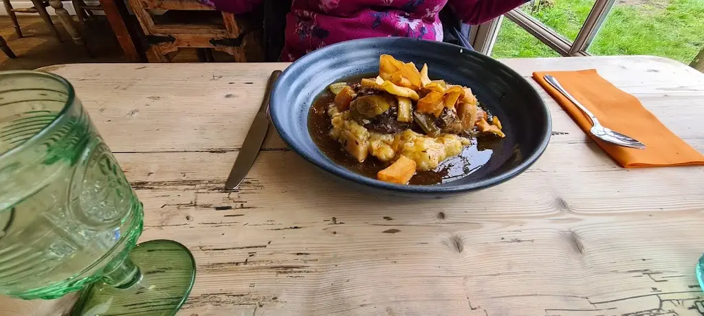 Menu_Dolphin Inn_Aldeburgh_image_8