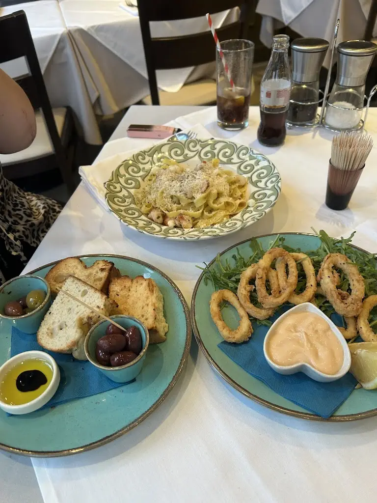 Hollie x_Aroma Bar and Ristorante - Bollington_Bollington_review