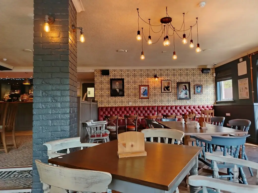 Lurcher_Blidworth_slider_image_1