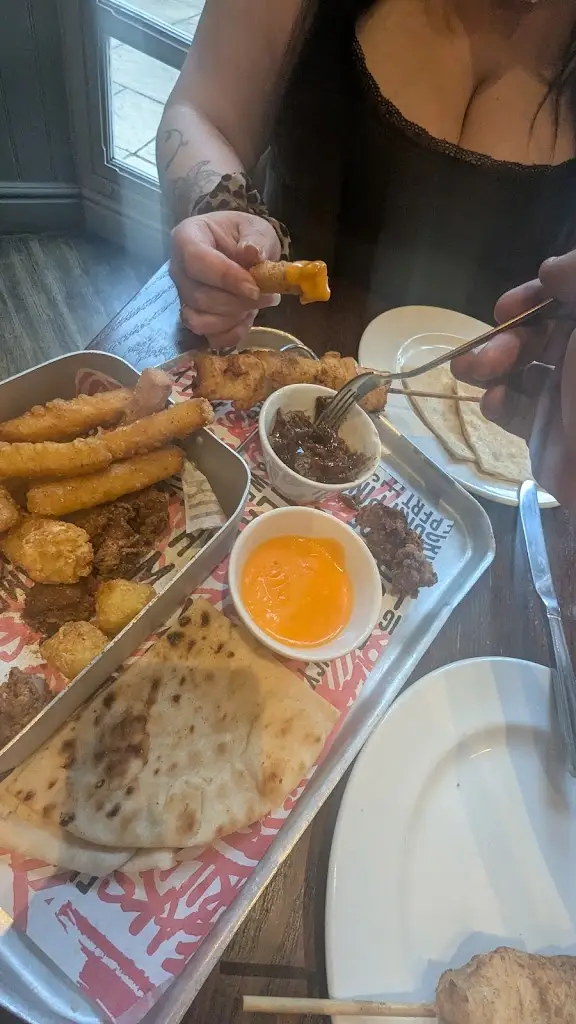 Andy Dodson_The Glasshouse_Bolton upon Dearne_review