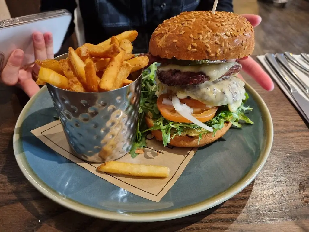 Menu_Royal Hotel_Bolton le Sands_image_7