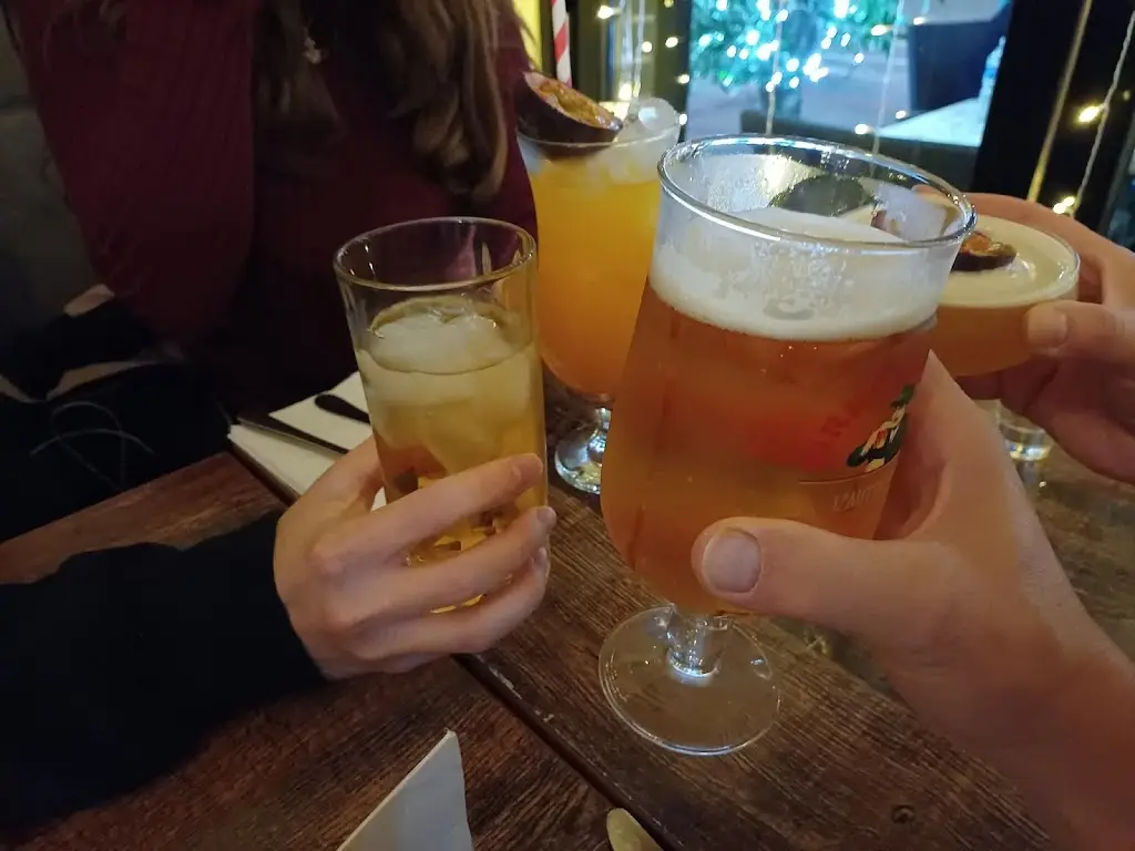 Maciej Jedrzejowski_Barracuda_Borehamwood_review