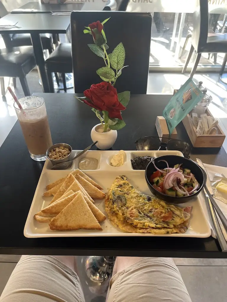 Jonathan Burl_Sababa_Borehamwood_review