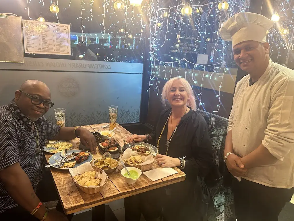 DJ Dizzy Blonde_Spice Garden_Borehamwood_review