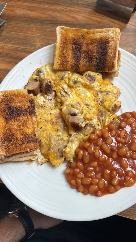 Matej Mlakic_Odessa_Borough of Bolton_review