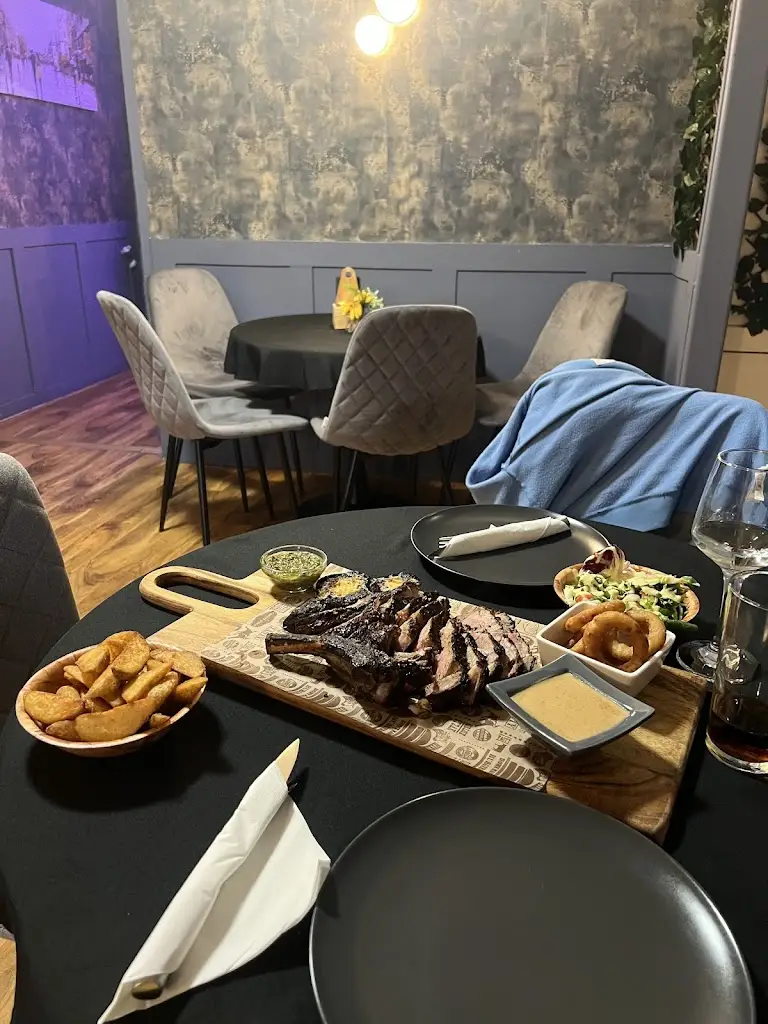 Steve Bradley_The GOG House_Borough of Bolton_review