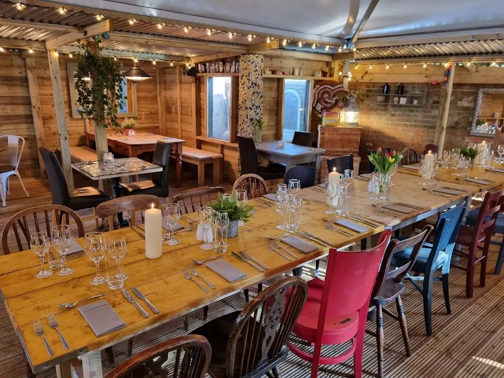 Parrot at Aldringham_Aldeburgh_slider_image_1