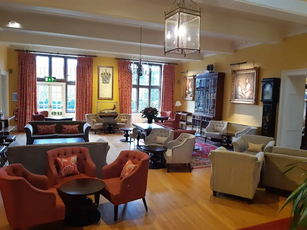 De Brus Bar & Grill @ Gisborough Hall restaurant in Boosbeck