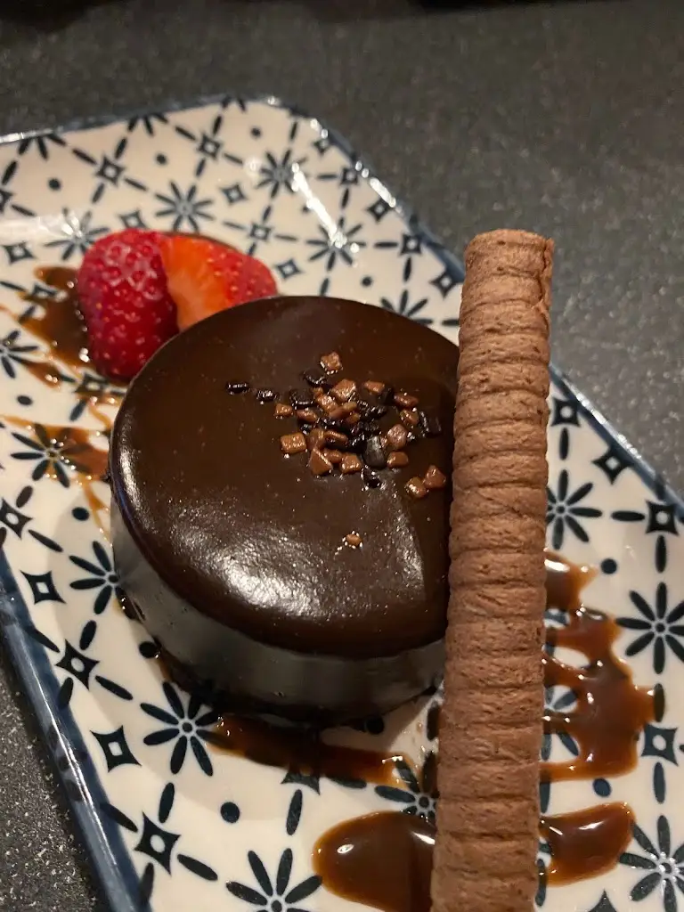 Gilbey's_Boosbeck_slider_image_3