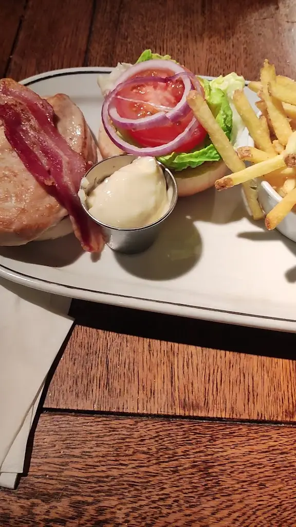 Lion - Boreham_Boreham_slider_image_2