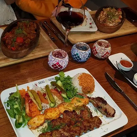 The Dog & Gun_Boreham_slider_image_3