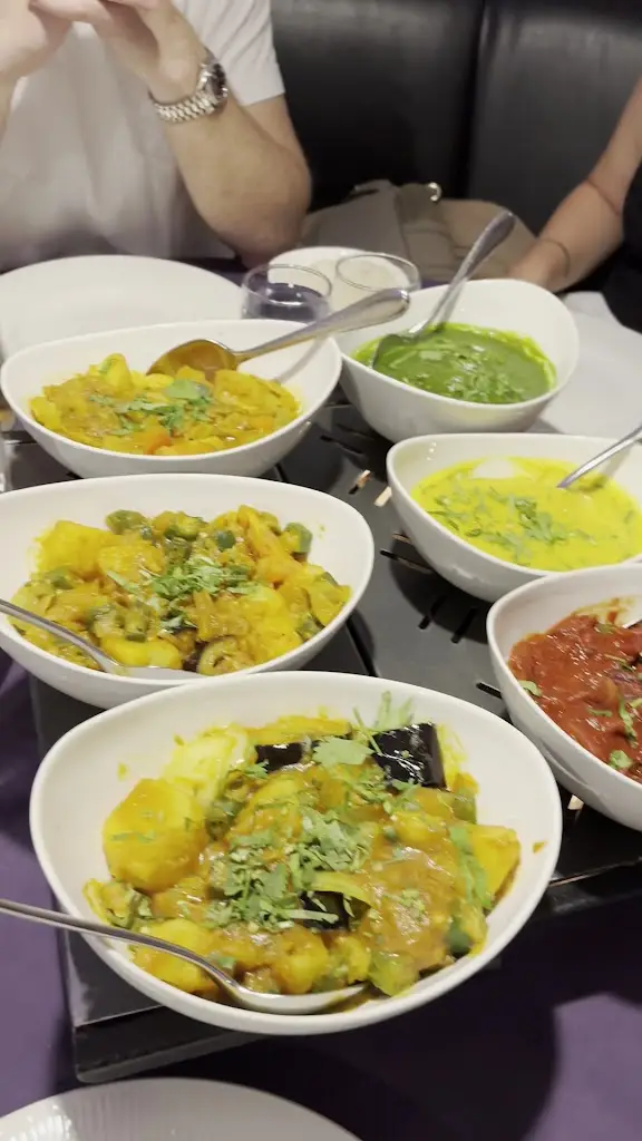 Rose of India_Boreham_slider_image_2