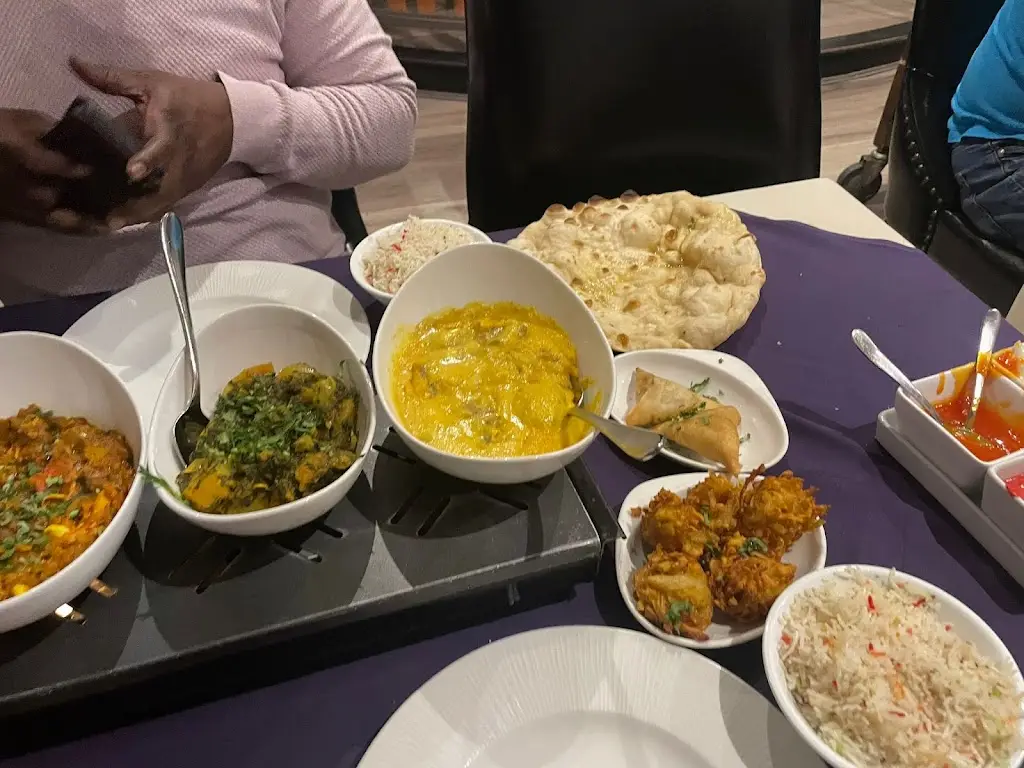 Rose of India_Boreham_slider_image_3