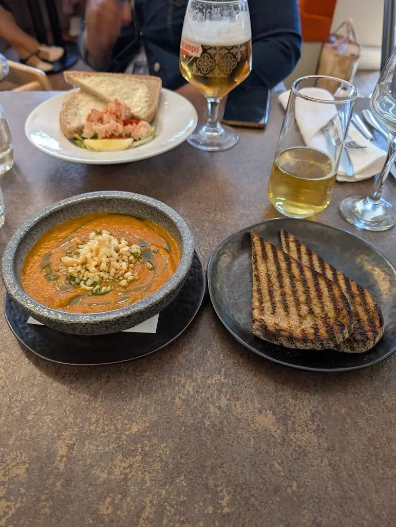 AN_Channels Bar & Brasserie_Boreham_review