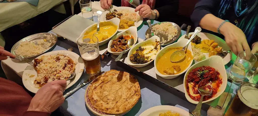 Raj Tandoori - Sevenoaks ristorante a Borough Green