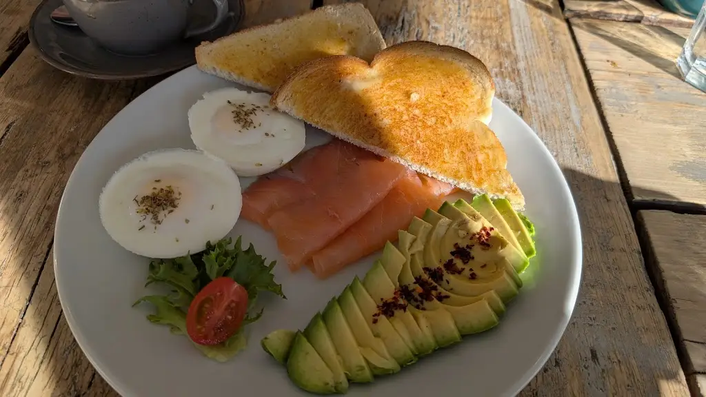 Isabel Ip_Melias Place_Borough Green_recensione