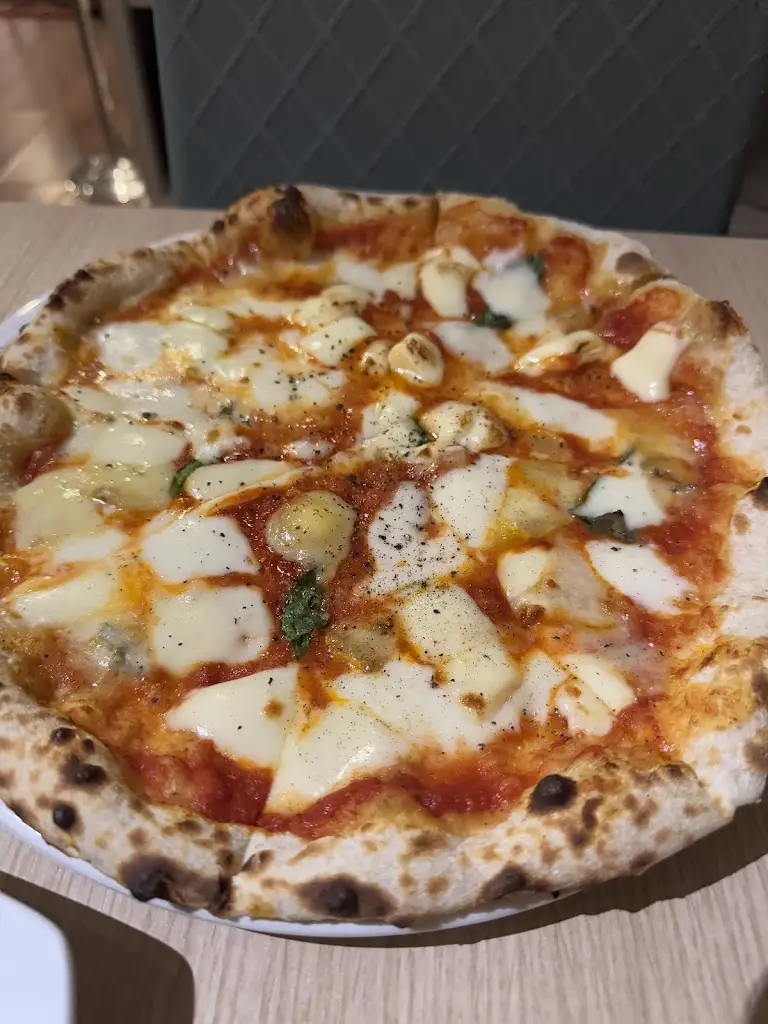 Perfetto Restaurant_Borough Green_slider_image_3