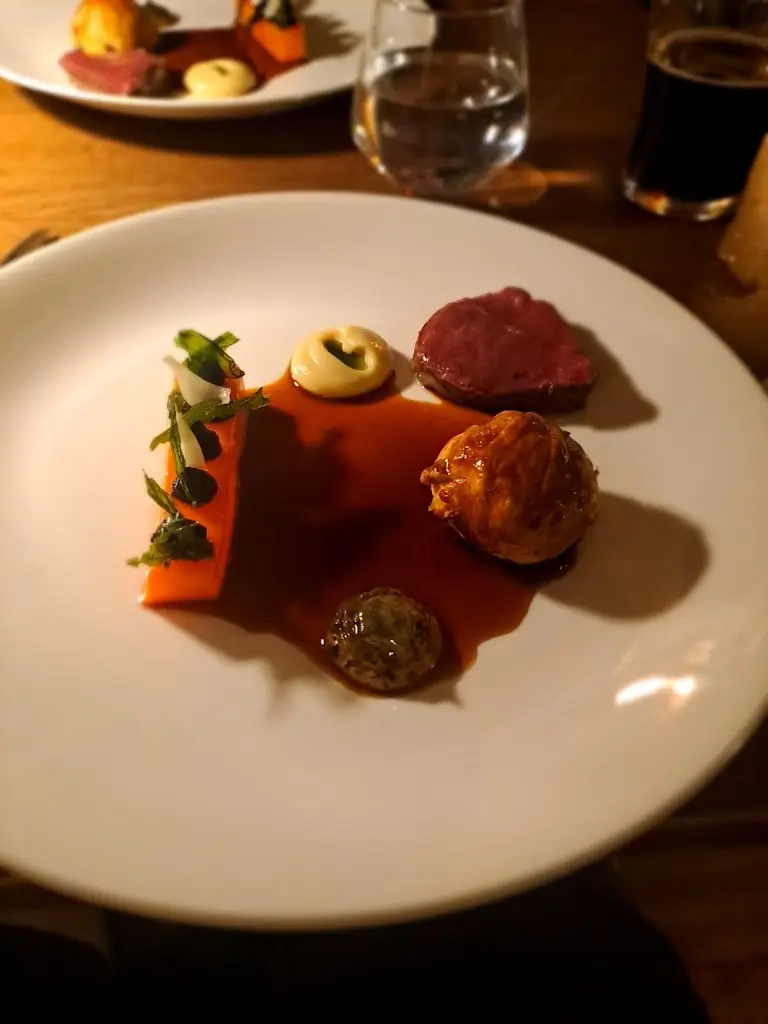 jade roberts_Bowleys Restaurant_Borough Green_review