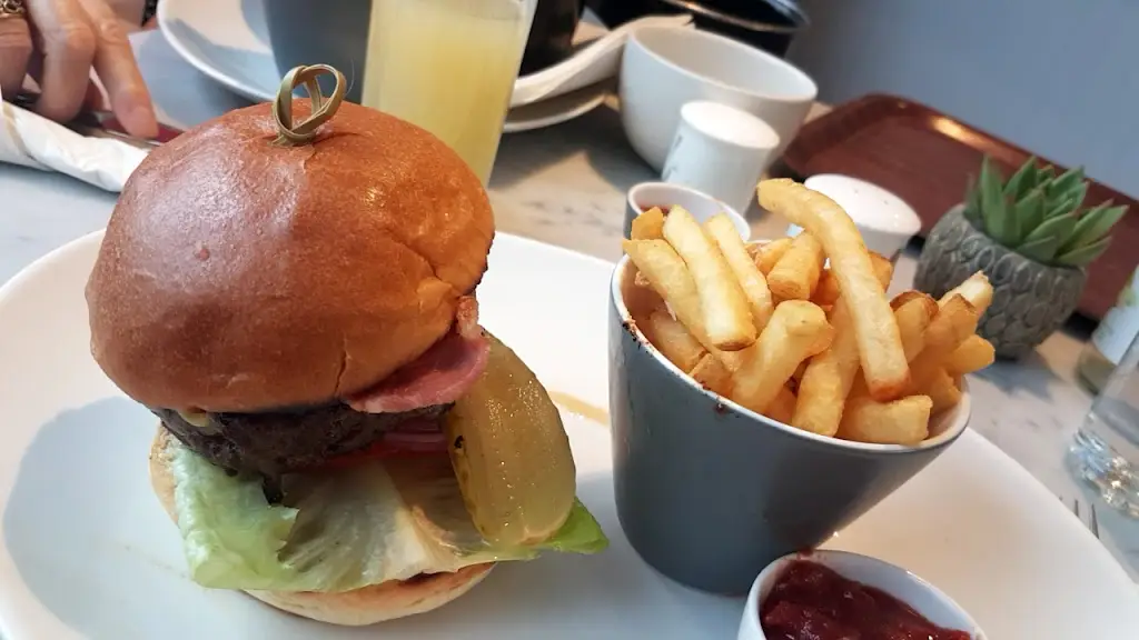 Twig and Spoon_Borough Green_slider_image_2