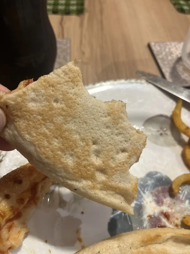 Adam Elwood_Pimmyz Pizza_Borough Green_review