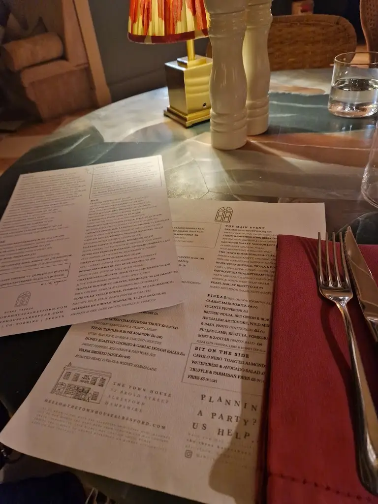Menu_The Town House_Alresford_image_2