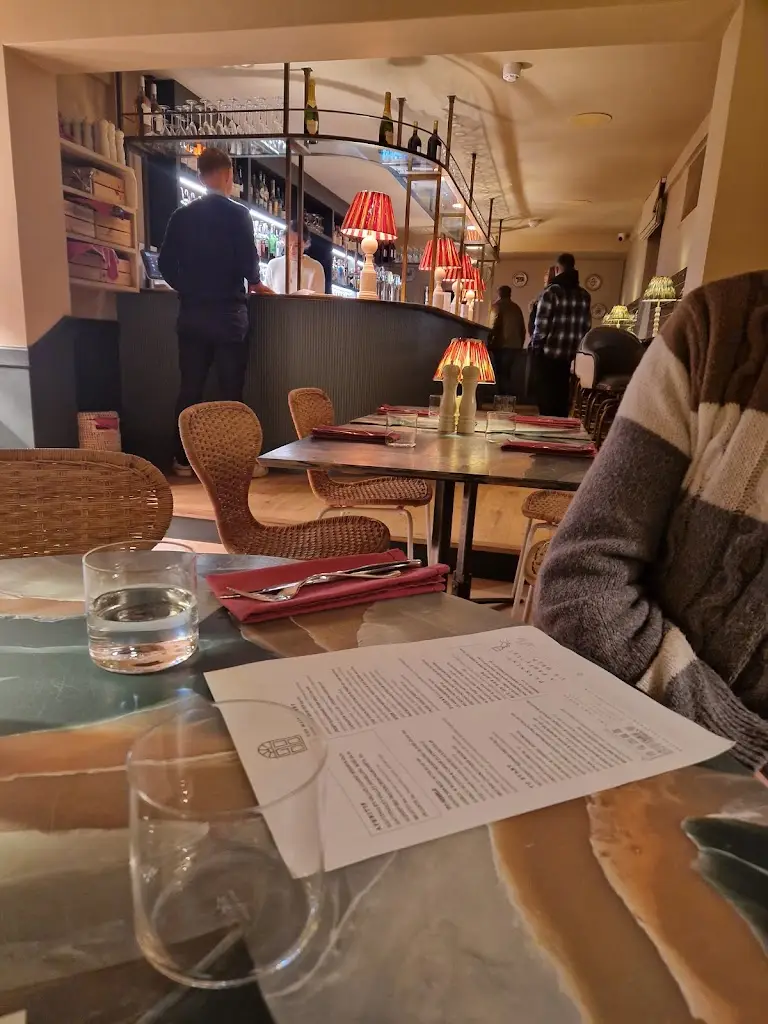 Sarah Morris_The Town House_Alresford_review