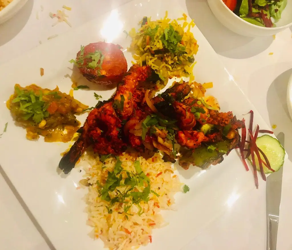 Yasmin_Borough Green_slider_image_2