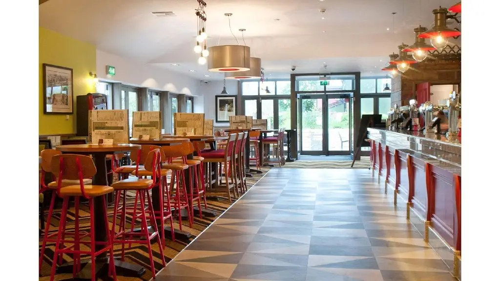 The Pillar of Rock - JD Wetherspoon restaurant in Bolsover