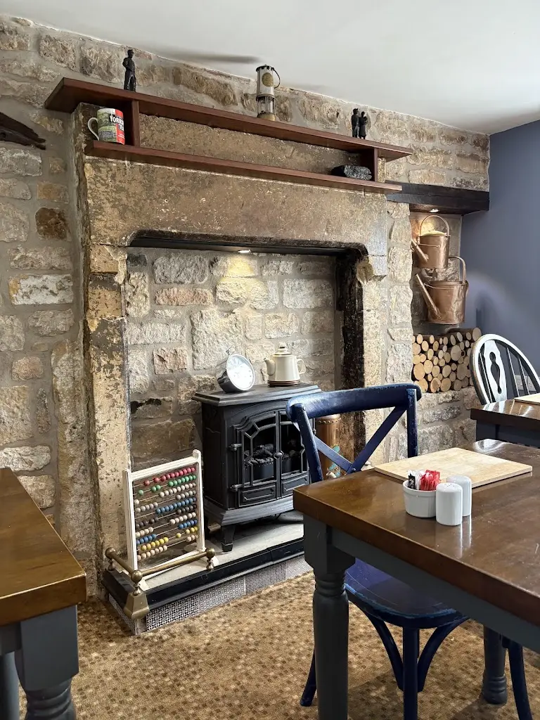 Julia Allan_The Pump_Bolsover_review