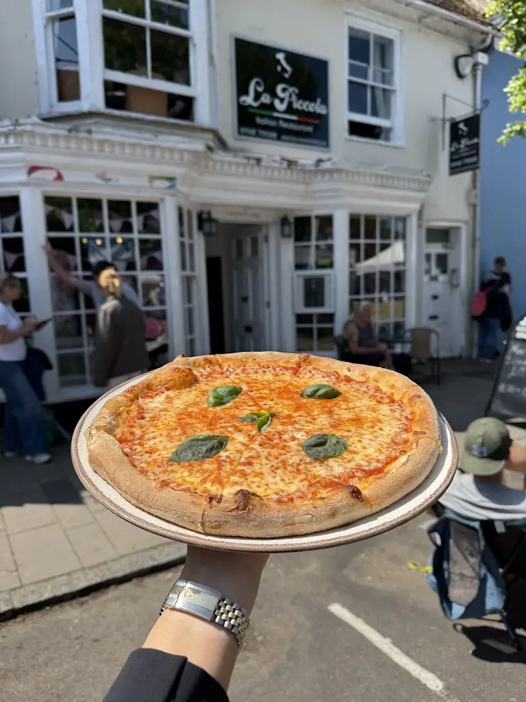 La Piccola - Italian Restaurant_Alresford_slider_image_2