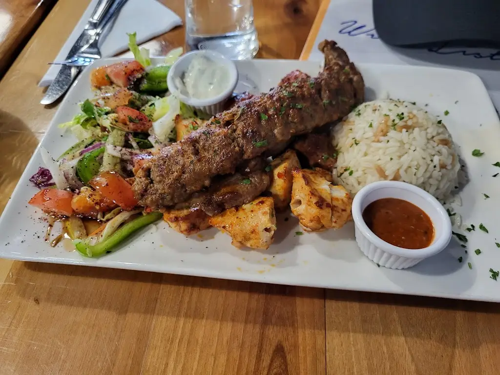 Alikko's Turkish Bar & Grill_Bootle_slider_image_2