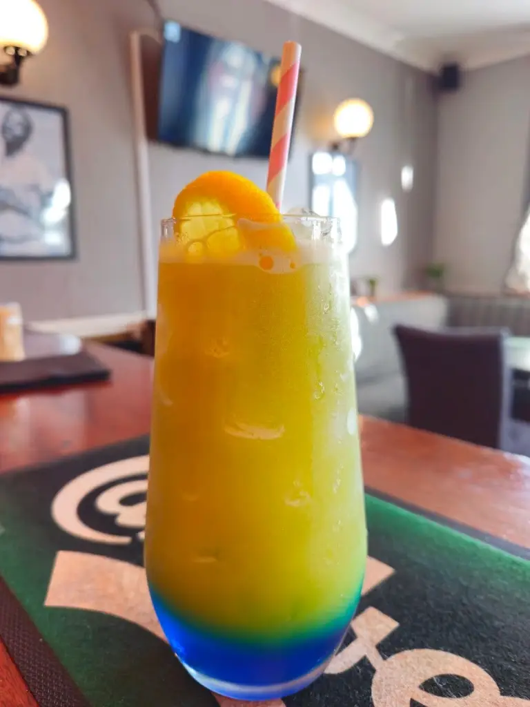 Menu_Kemola Lounge_Bootle_image_6