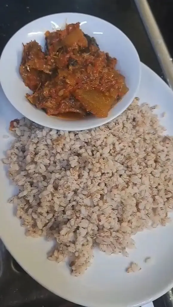 Bola Tay_Kemola Lounge_Bootle_review