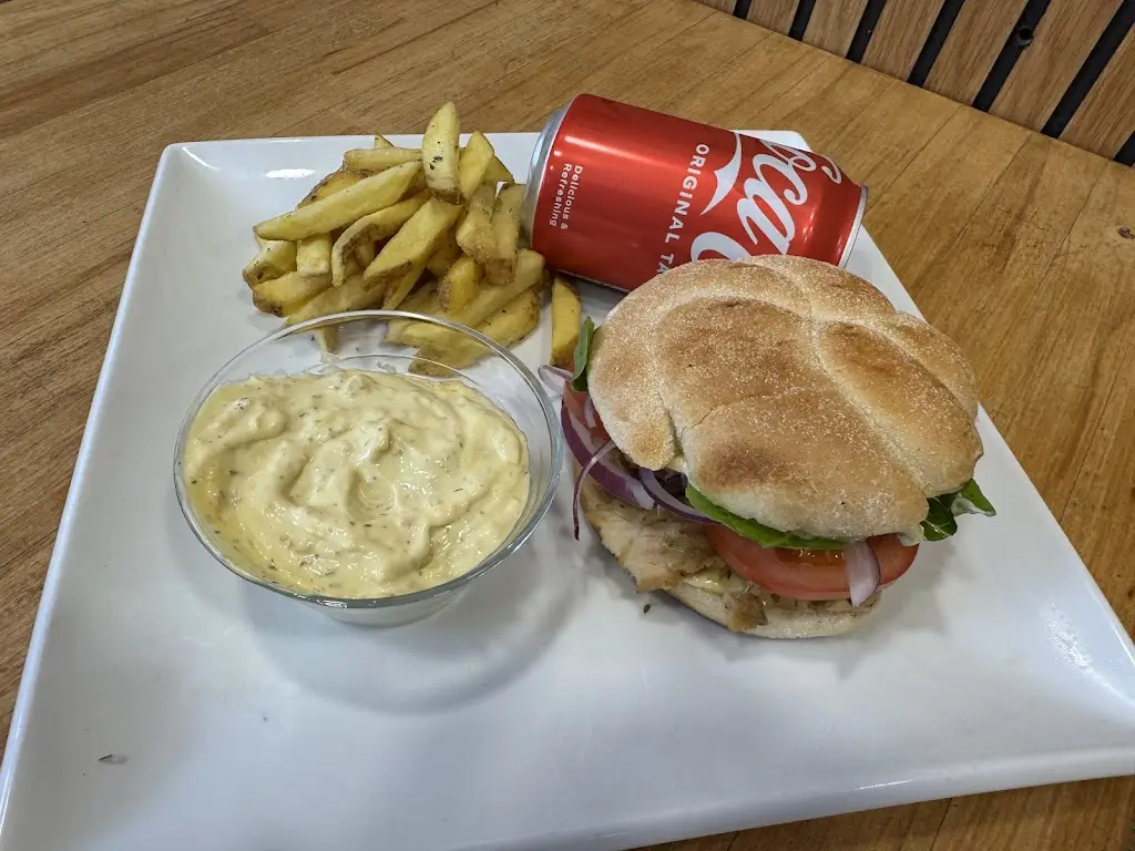 Hungry Greek_Bootle_slider_image_3