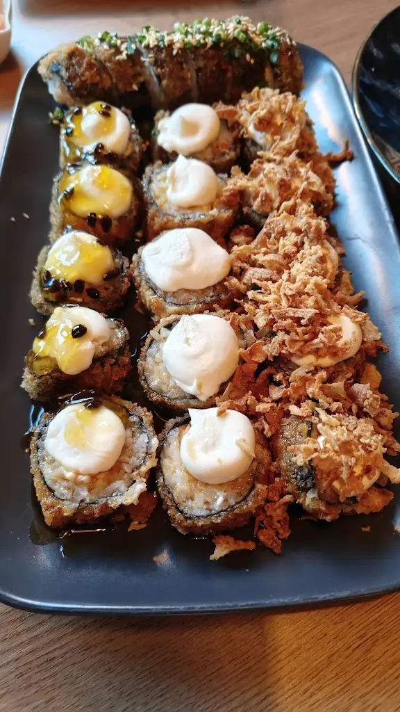 Yohann Tiesar_LOSUSHIUK 🌸_Bootle_review