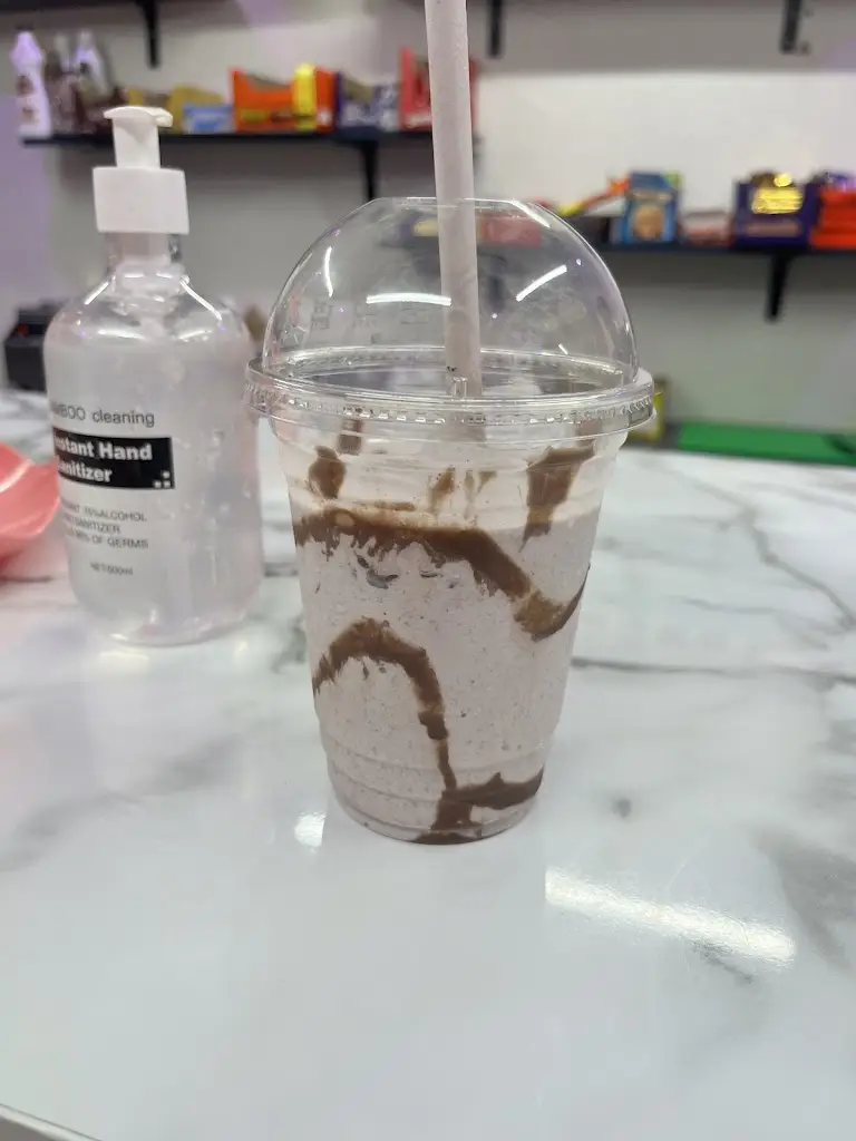 riley calpo_King of Desserts_Bootle_review