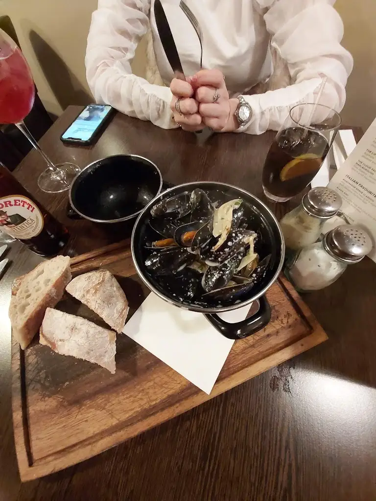 Helen Parker (Helen)_Piccola Bar & Kitchen_Bootle_review