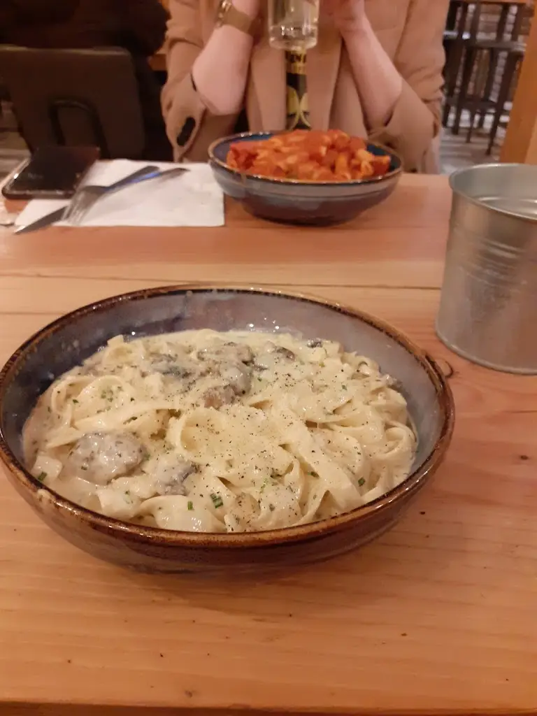 Sam Thompson_Piccola Bar & Kitchen_Bootle_review