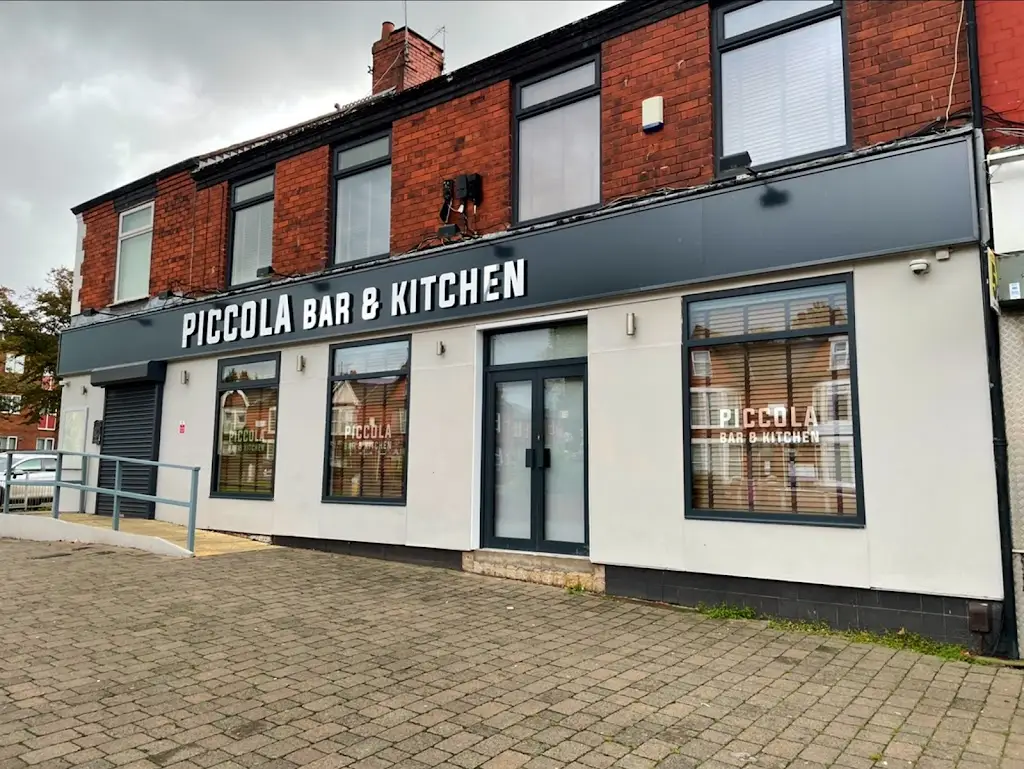 Piccola Bar & Kitchen restaurante en Bootle