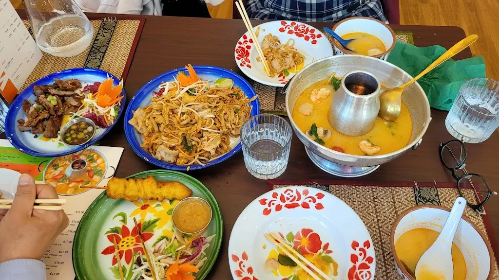 Menu_Mekong Thai Cafe & Takeaway_Bootle_image_9