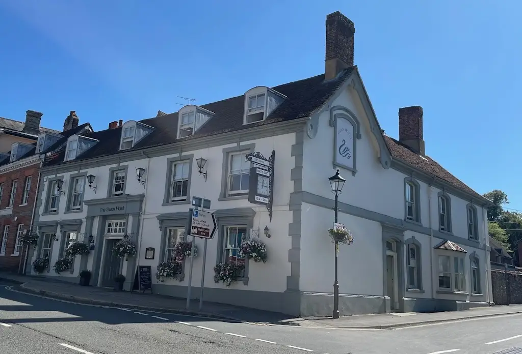 The Swan Hotel restaurant in Alresford