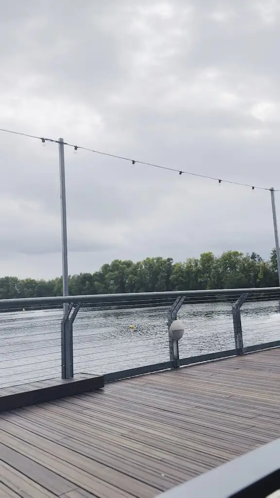 Asma Fàtima_Coco Asia_Borough of Thurrock_review